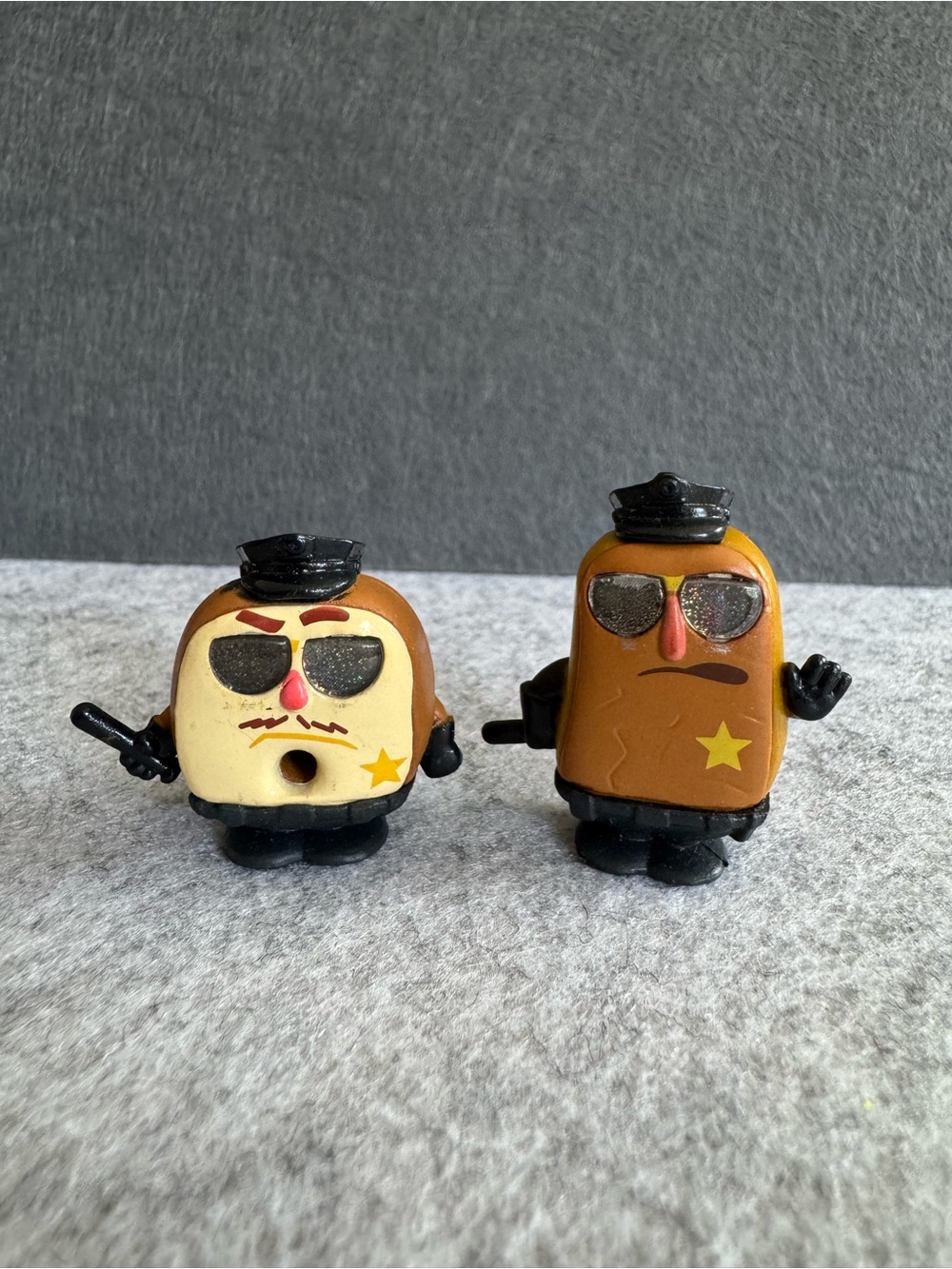 Disney Doorables Wreck It Ralph Doughnut Cops Wynnchel and Duncan